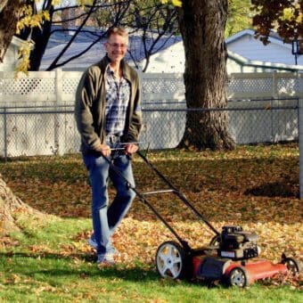 Leaf mulching 002